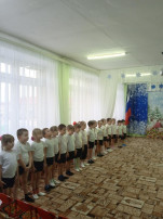 Сегодня в старшей группе прошло физкультурное занятие. Сегодня в старшей группе прошло физкультурное занятие.