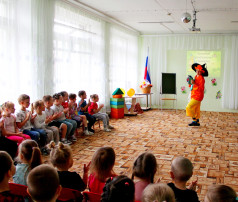 Сегодня, в нашем саду прошло развлечение для детей "Весёлые приключения Незнайки". Сегодня, в нашем саду прошло развлечение для детей "Весёлые приключения Незнайки".