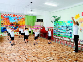 Физкультурное занятие в подготовительной группе. Физкультурное занятие в подготовительной группе.